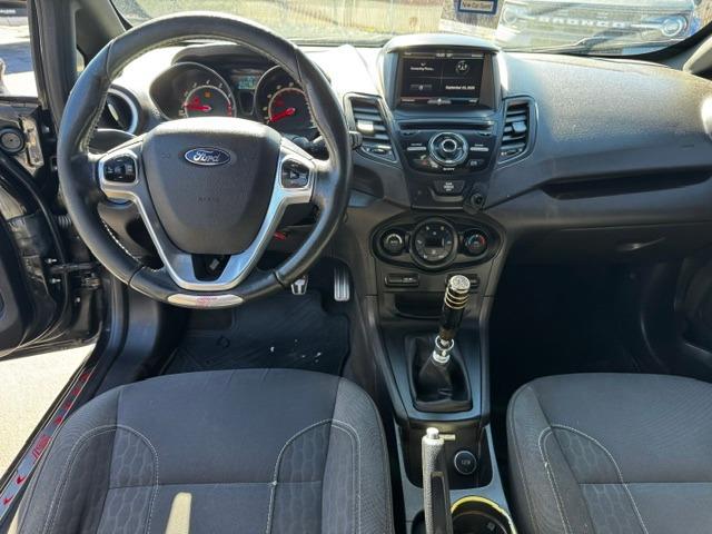 Vehicle Photograph