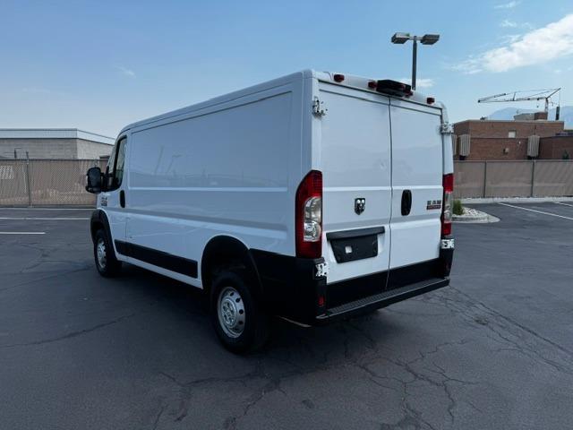 Vehicle Photograph