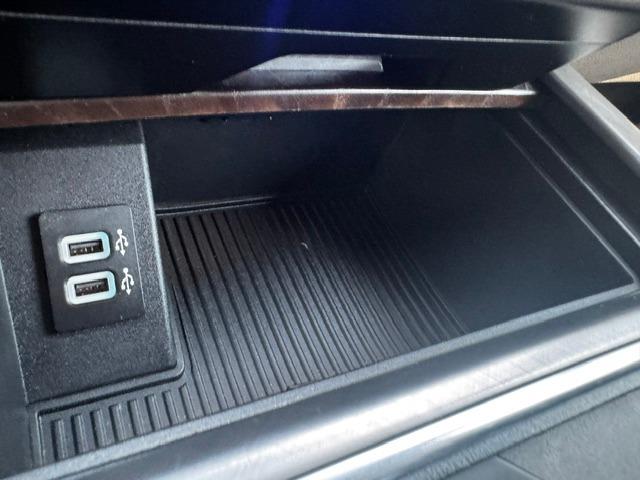 Vehicle Photograph
