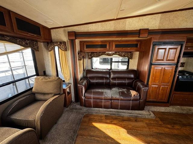 Vehicle Photograph
