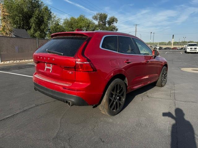 Vehicle Photograph