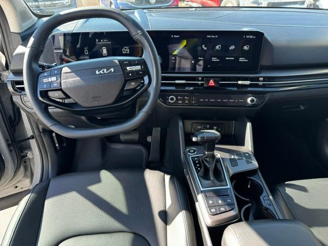 Vehicle Photograph