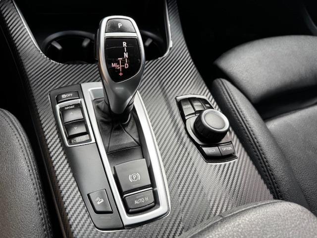 Vehicle Photograph