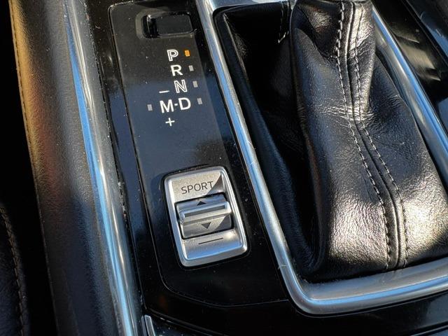 Vehicle Photograph