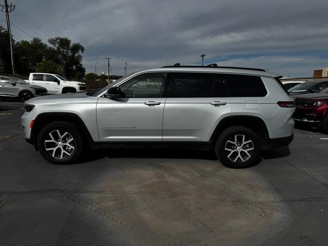 Vehicle Photograph
