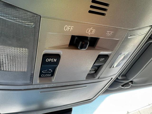 Vehicle Photograph