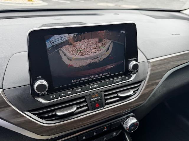 Vehicle Photograph