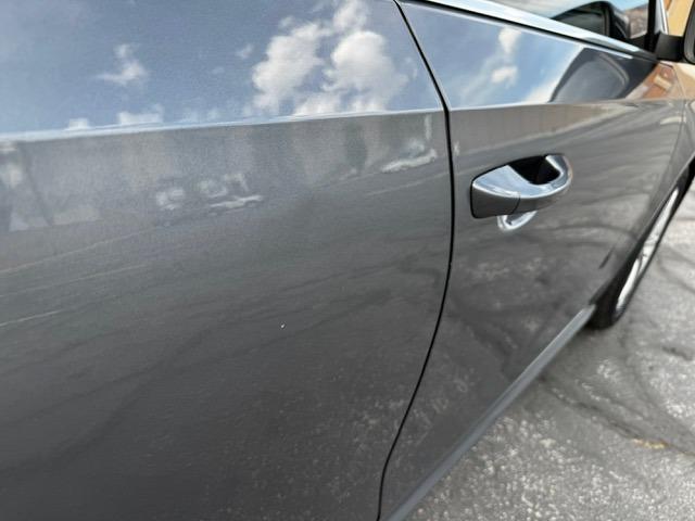 Vehicle Photograph