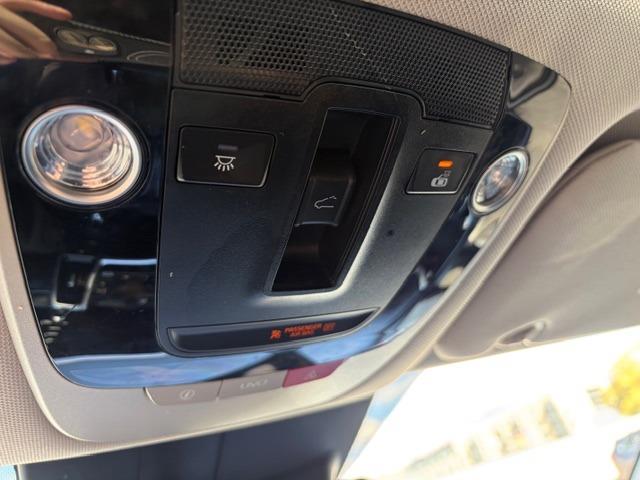 Vehicle Photograph
