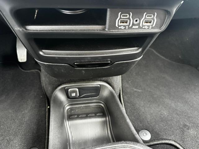 Vehicle Photograph