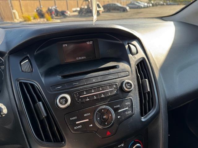 Vehicle Photograph