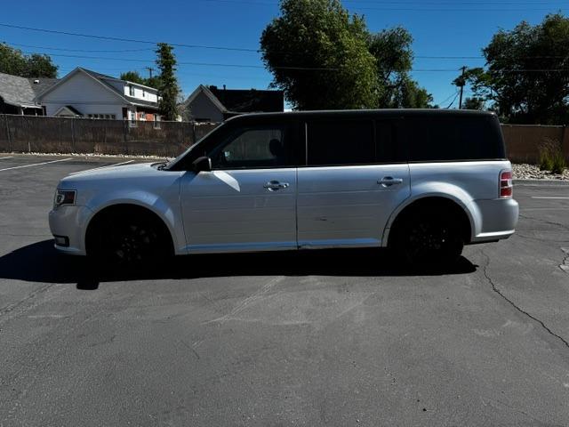 Vehicle Photograph