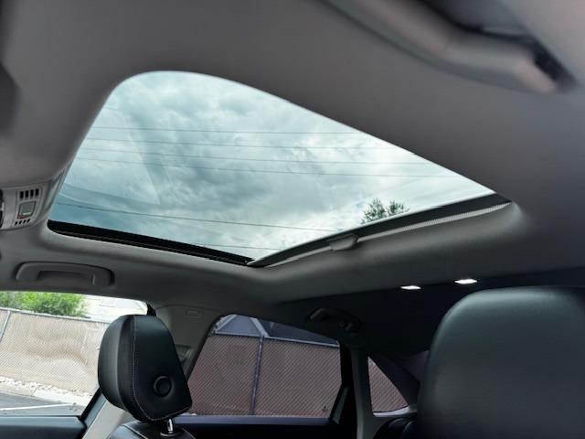 Vehicle Photograph