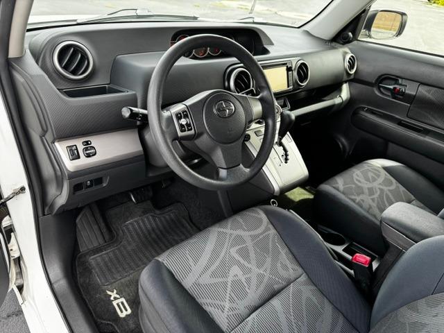 Vehicle Photograph