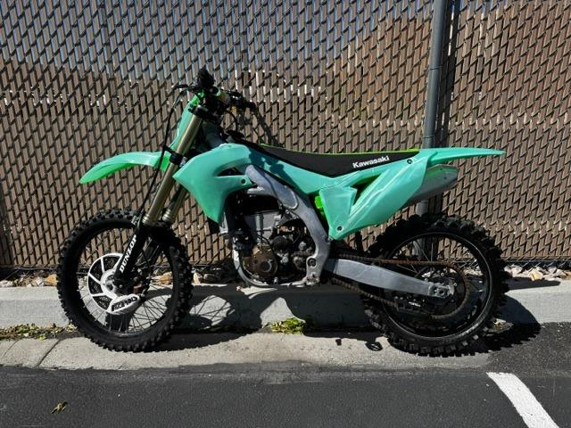 Vehicle Photograph