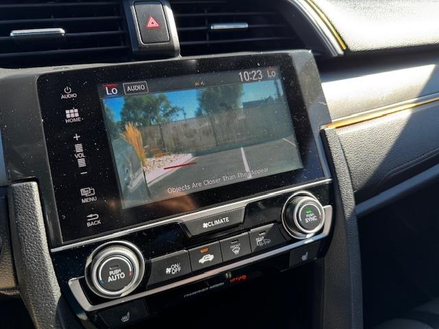 Vehicle Photograph