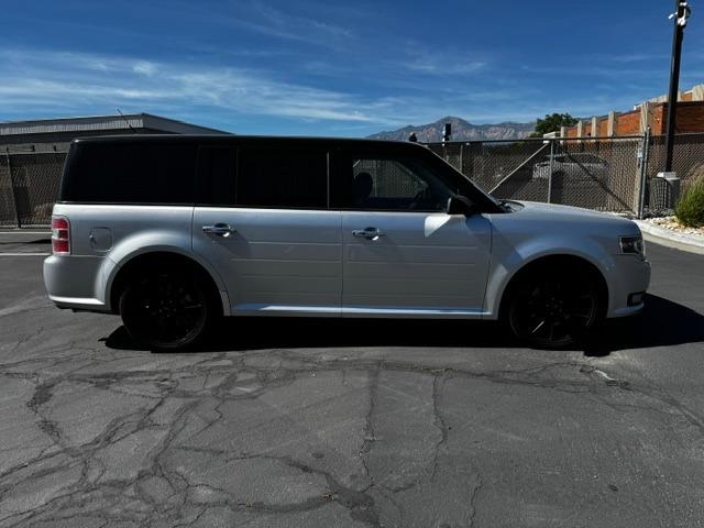 Vehicle Photograph