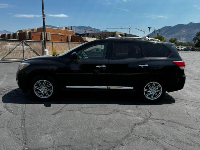 Vehicle Photograph