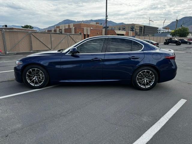 Vehicle Photograph