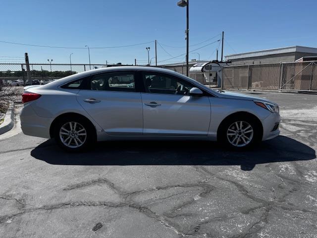 Vehicle Photograph
