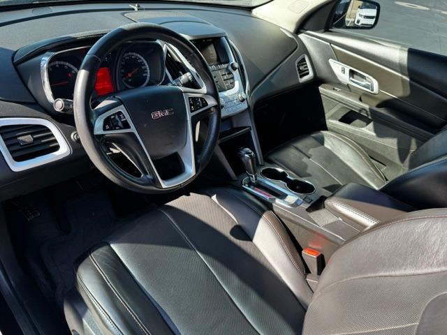 Vehicle Photograph