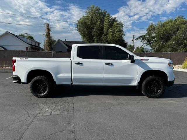 Vehicle Photograph