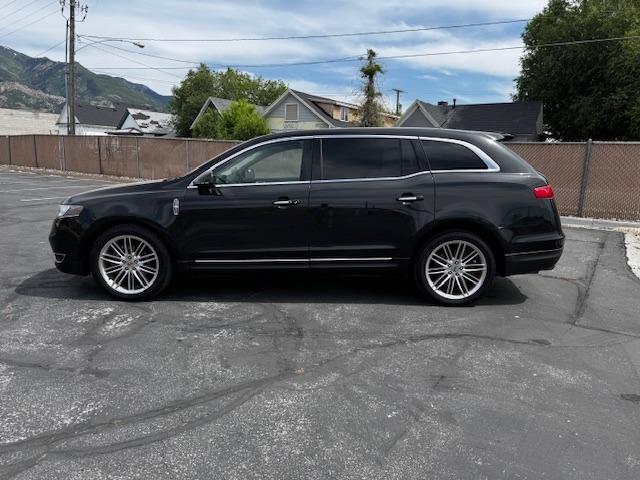 Vehicle Photograph