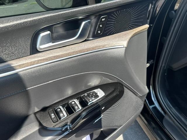 Vehicle Photograph