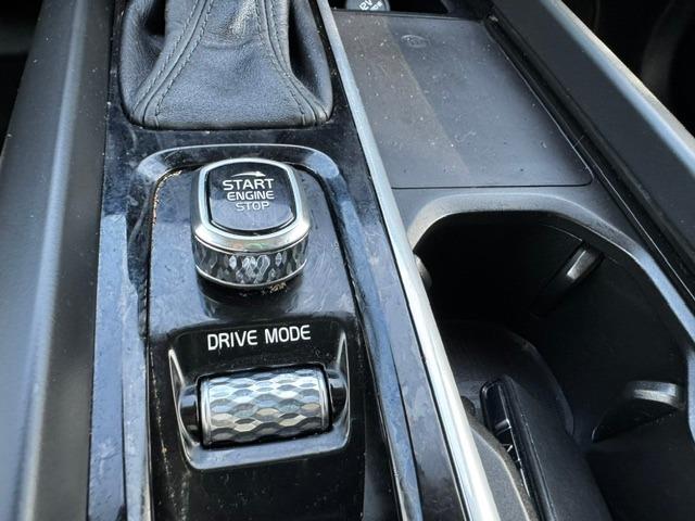 Vehicle Photograph