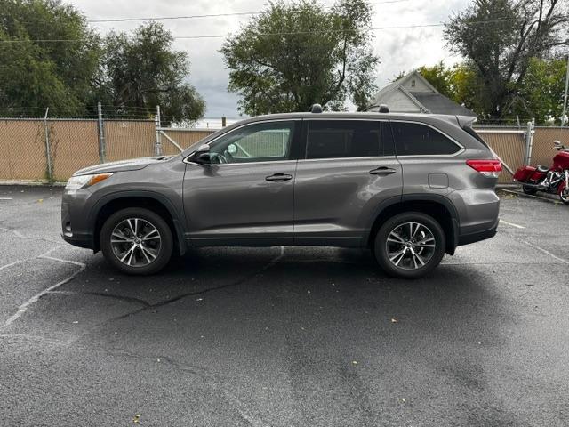 Vehicle Photograph