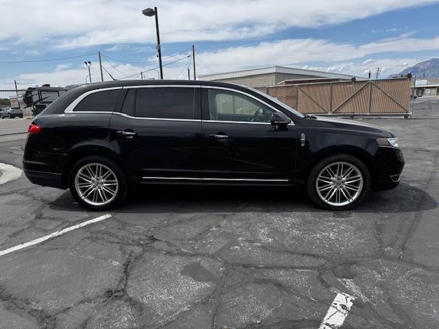 Vehicle Photograph
