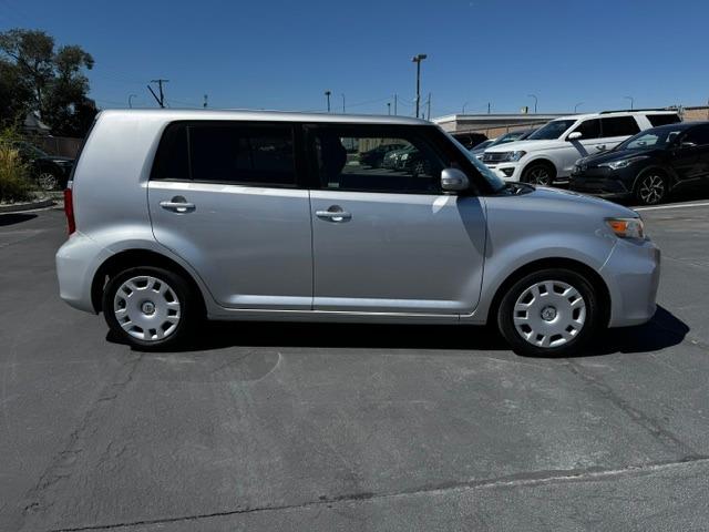 Vehicle Photograph
