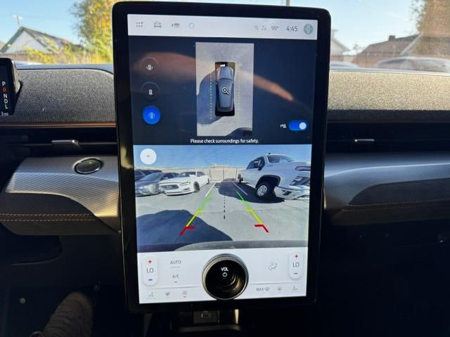 Vehicle Photograph