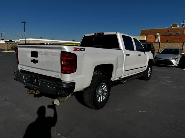 Vehicle Photograph