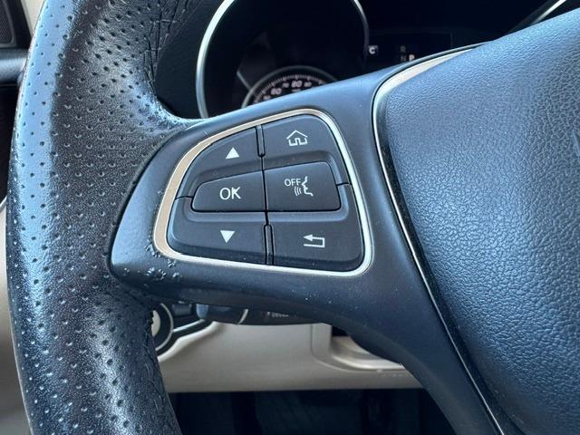 Vehicle Photograph