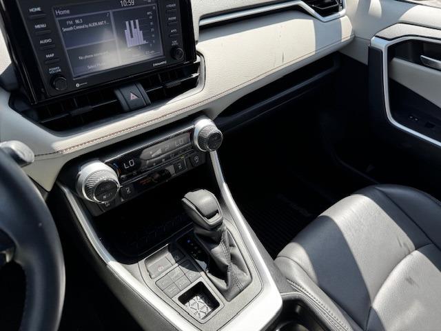 Vehicle Photograph