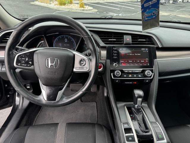 Vehicle Photograph