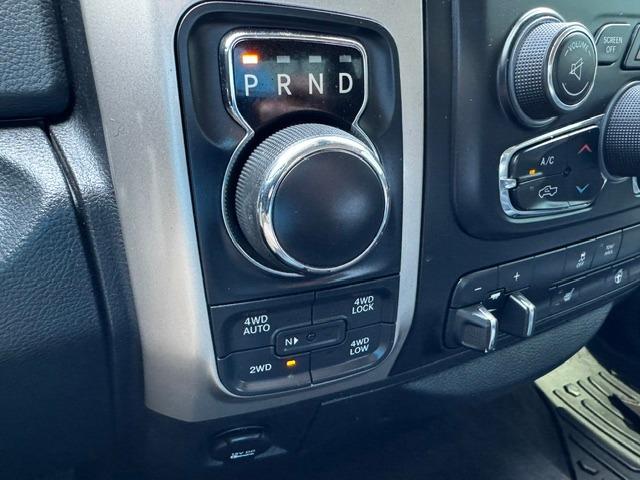 Vehicle Photograph