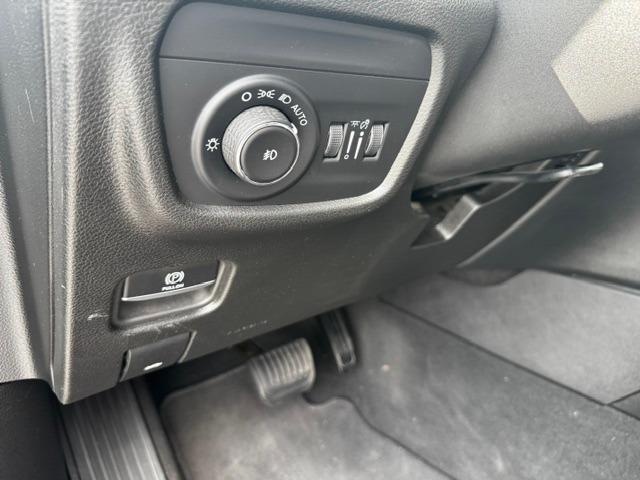 Vehicle Photograph